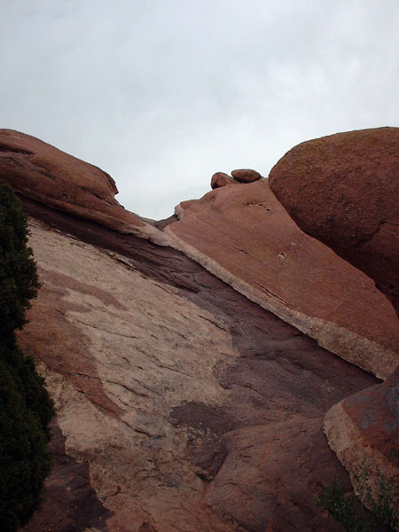 Pretty rock formation.jpg 72.0K